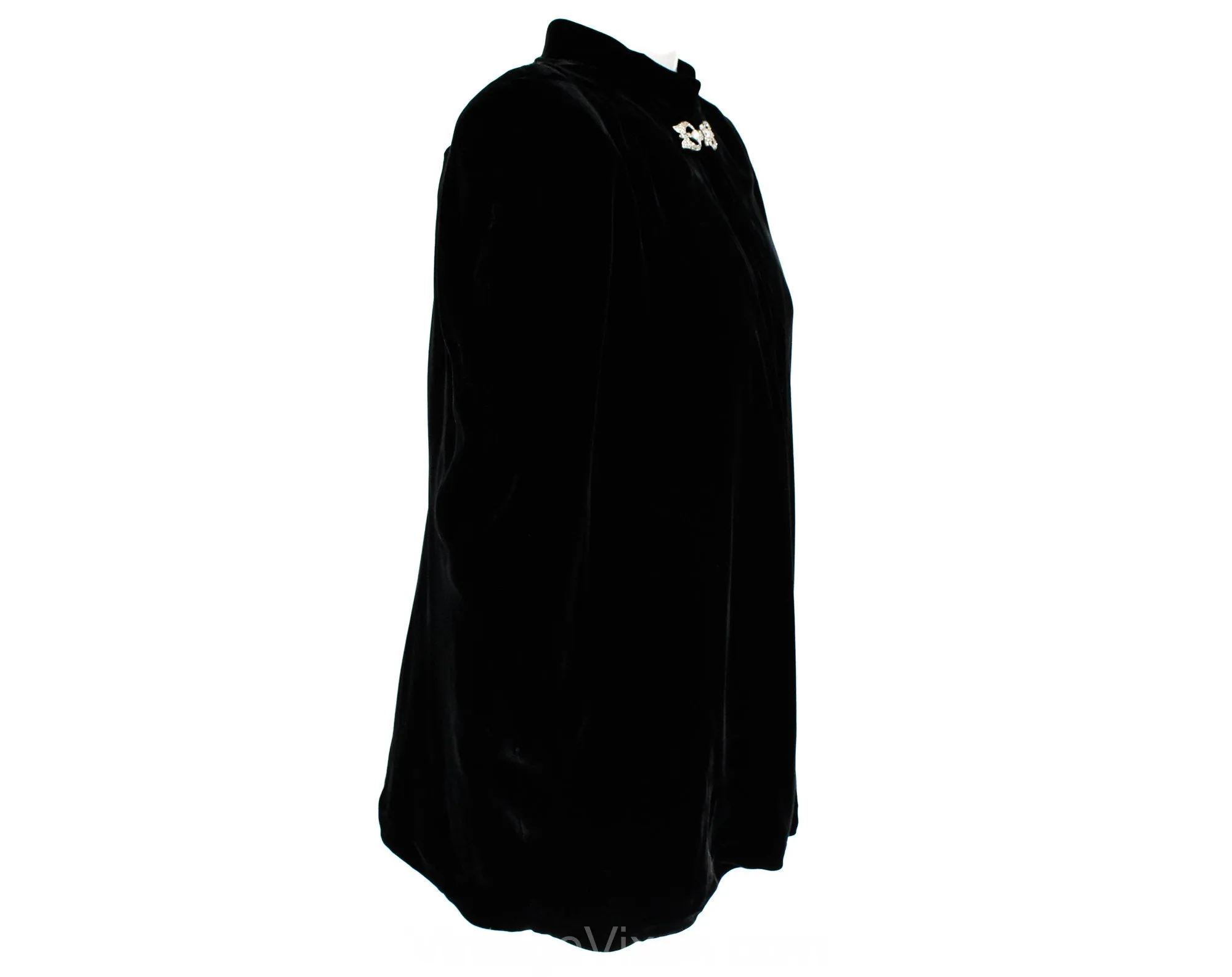 1930s Black Velvet Cape with Deco Rhinestone Clasp - Size Small Medium Winter Evening Wrap - Old Hollywood Style 30s Hip Length Capelet