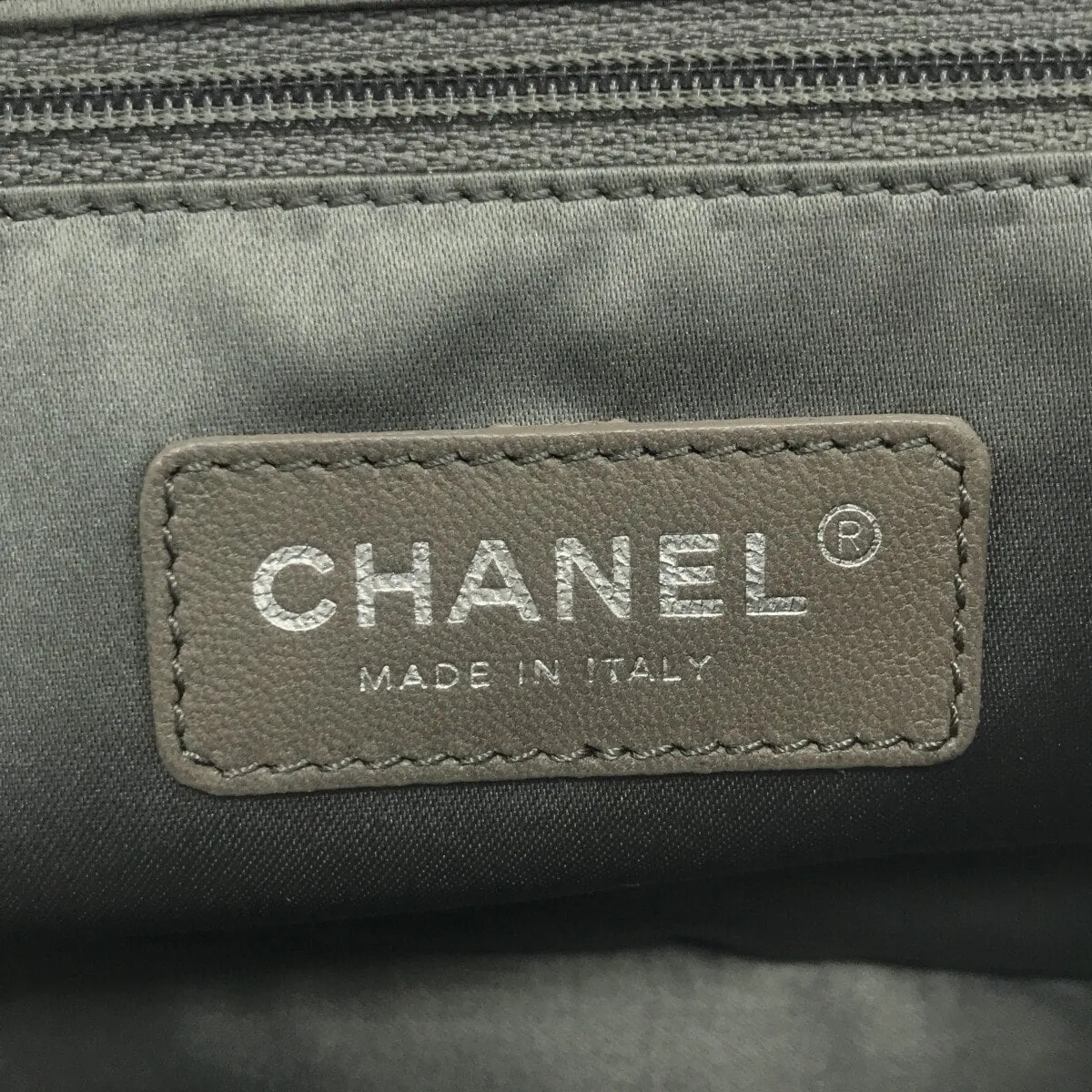 Chanel cream Leather 2.55 shoulder bag
