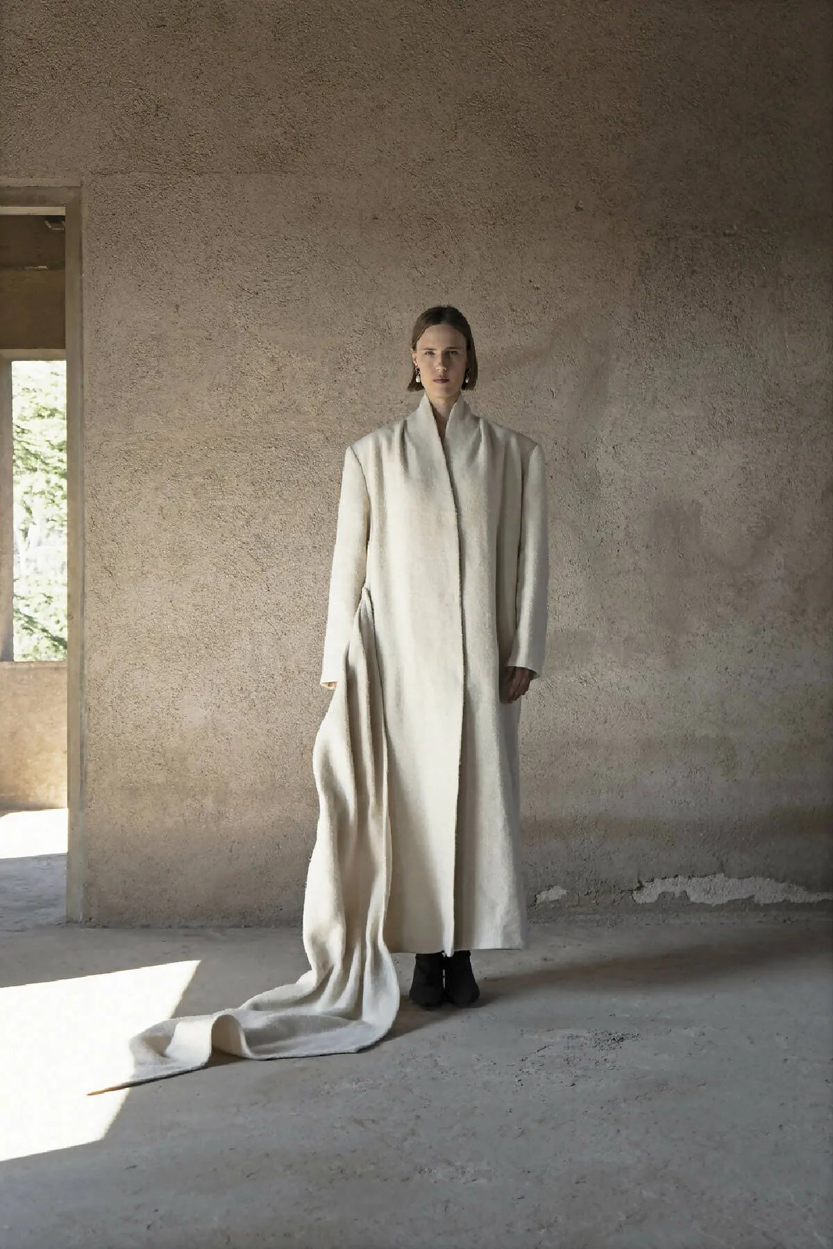 DANUSHKA HEMP WOOL COAT