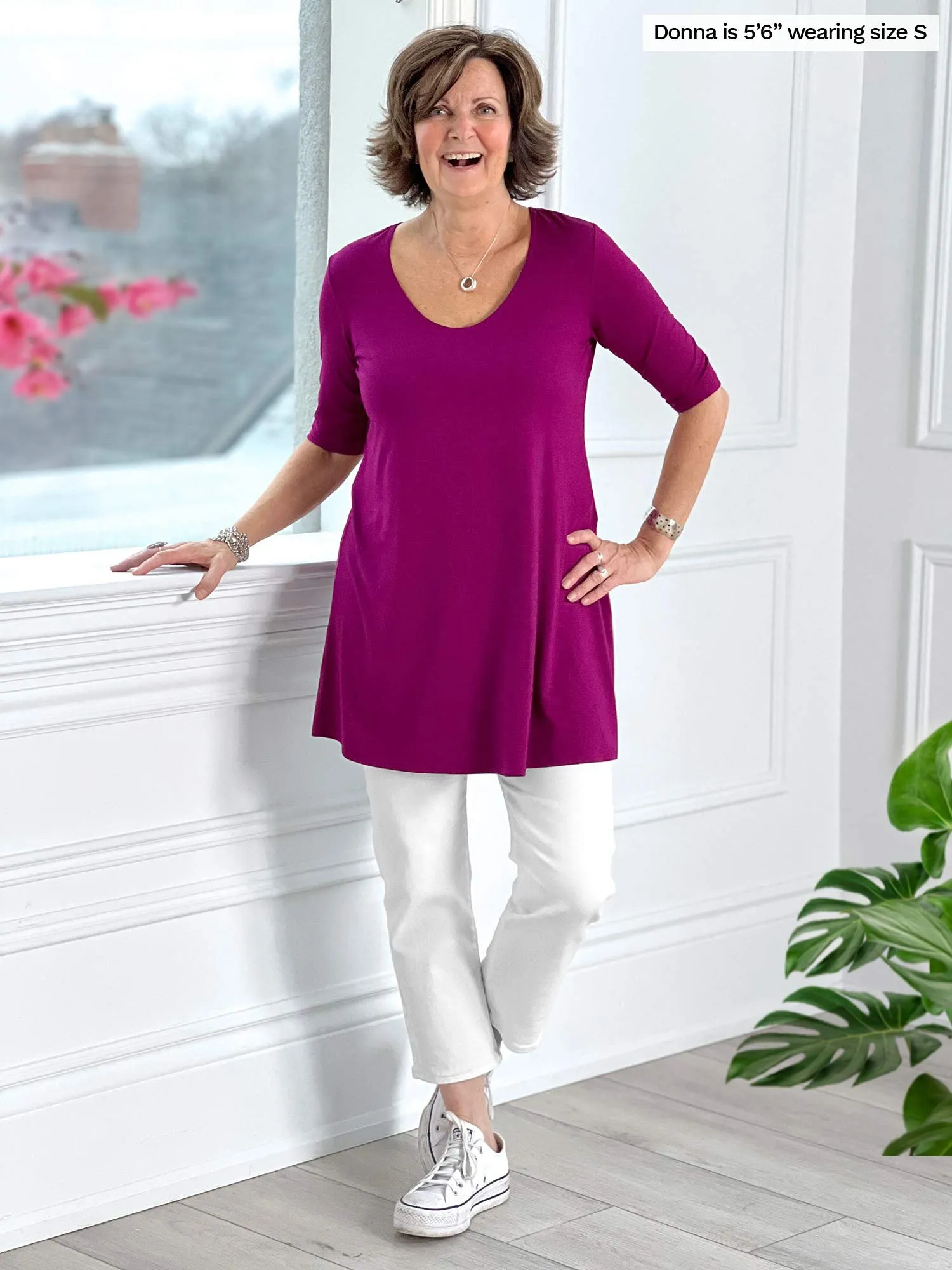 Rocelle half-sleeve scoop neck tunic