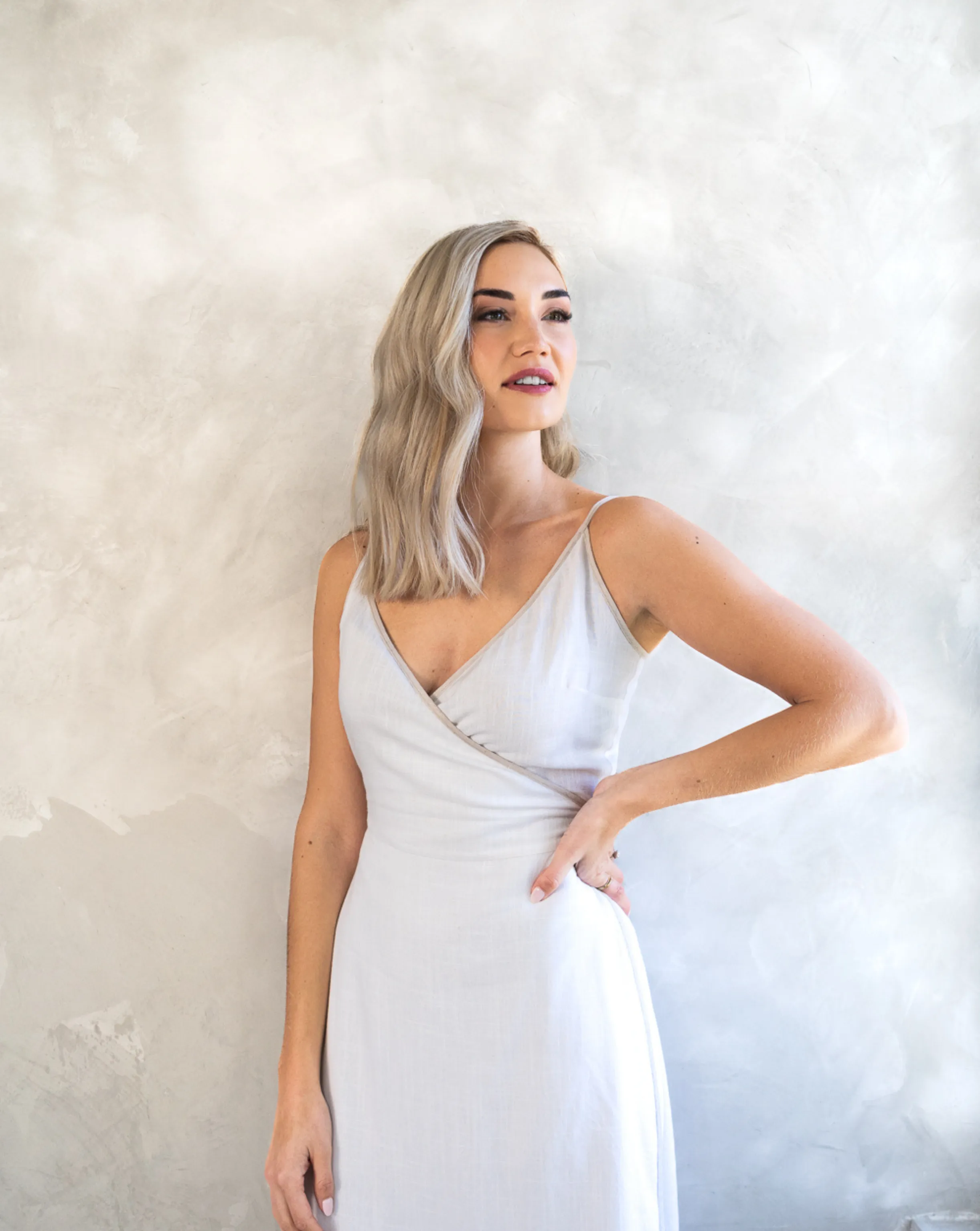 Suri Strappy Dress | White & Beige