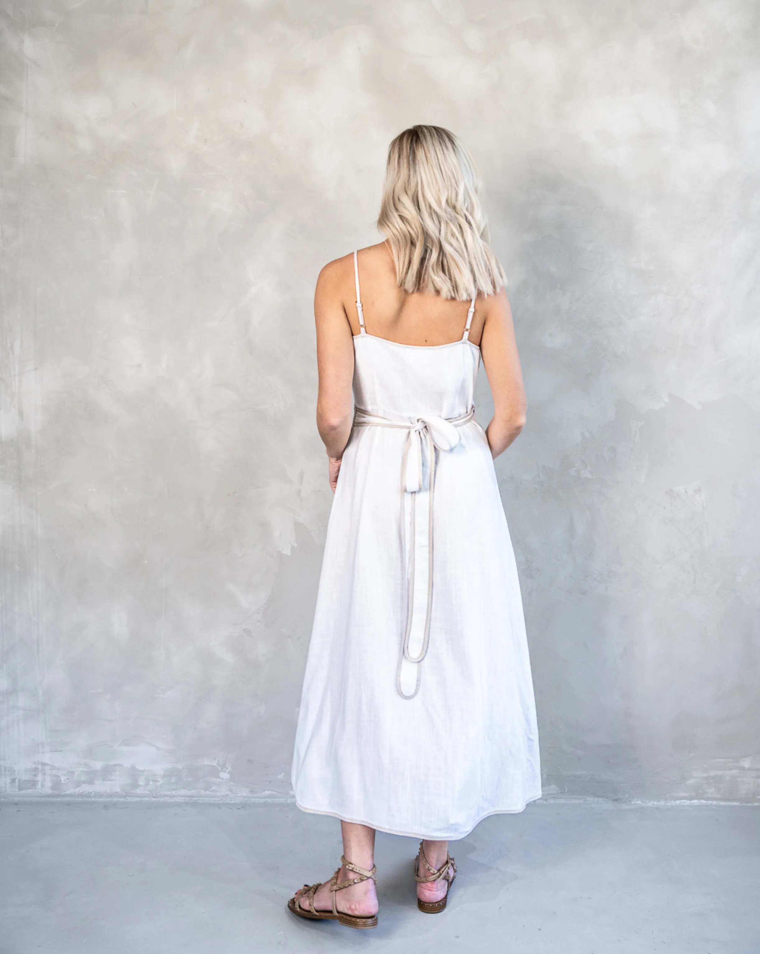 Suri Strappy Dress | White & Beige