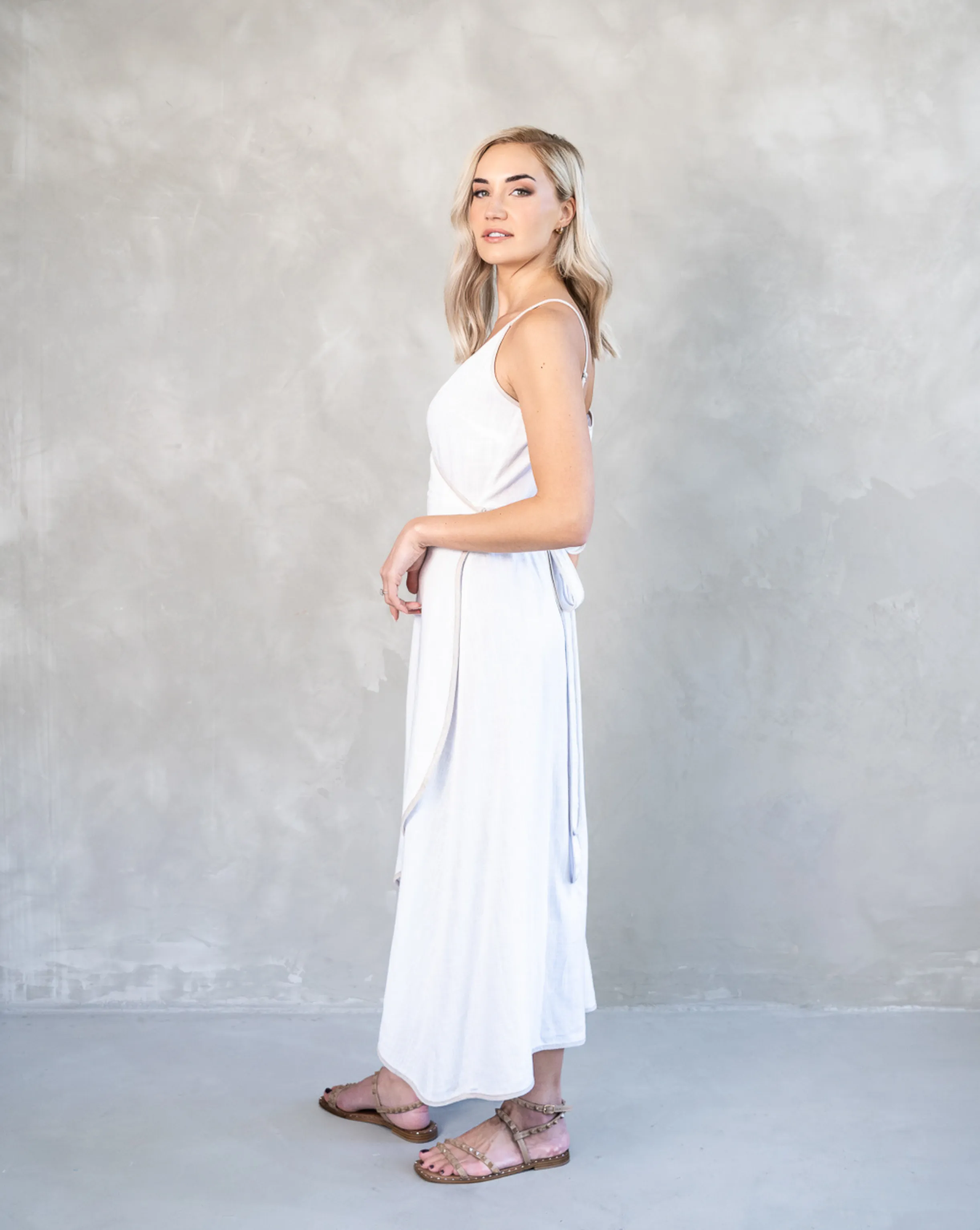 Suri Strappy Dress | White & Beige