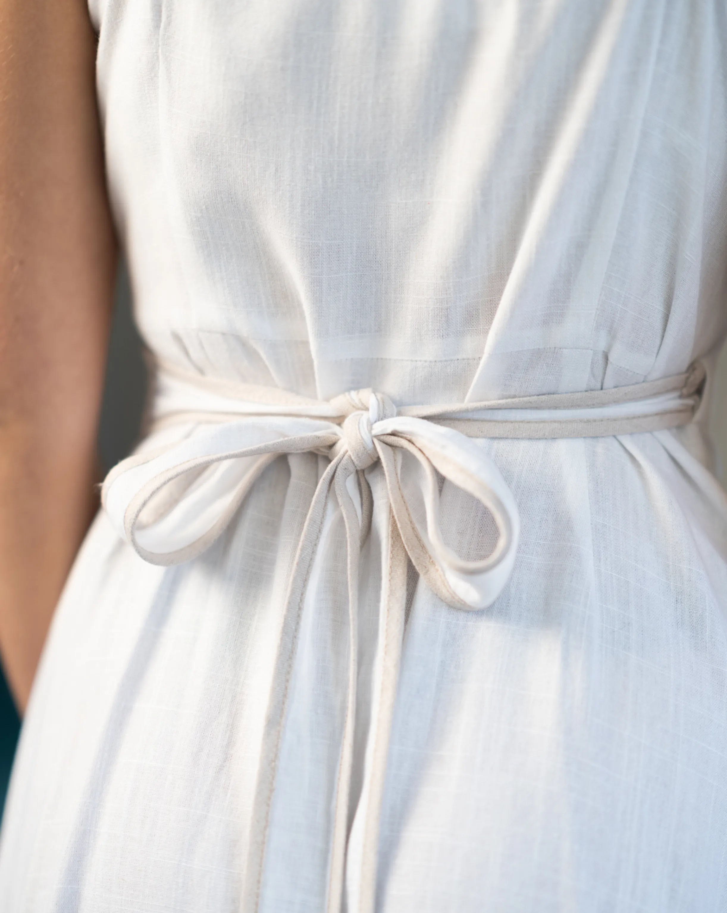 Suri Strappy Dress | White & Beige
