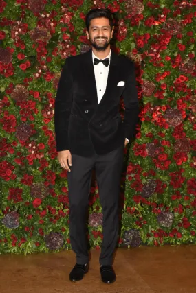 Vicky Kaushal In Black jacket with white shirt and black tousers