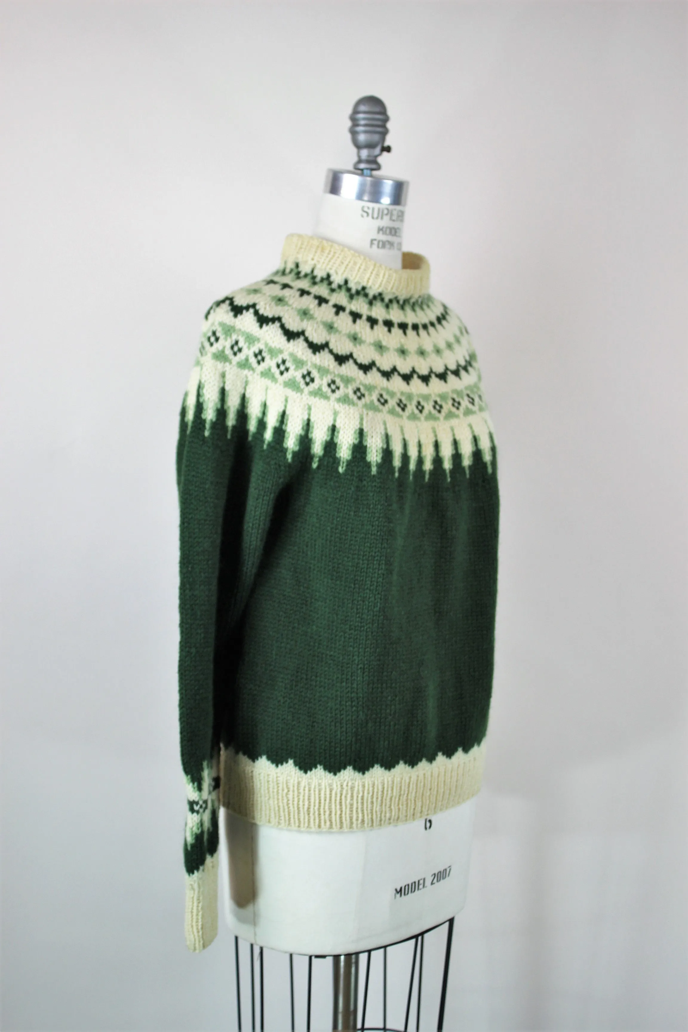 Vintage 1950s William Schmidt Co Oslo Nordic Wool Pullover Sweater